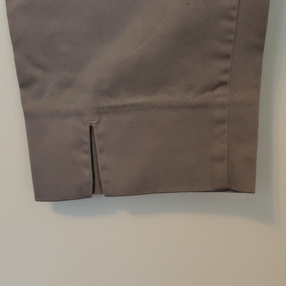 H&M - Beige Tapered Pant - Picture 4 of 5